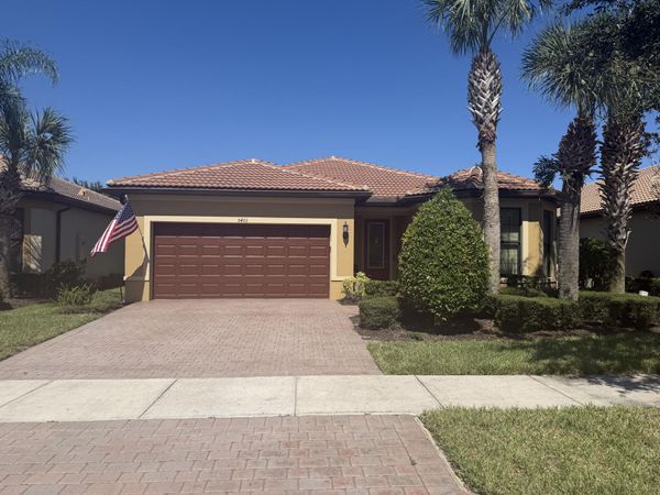 5401 ANTIGUA Circle, Vero Beach, FL 32967