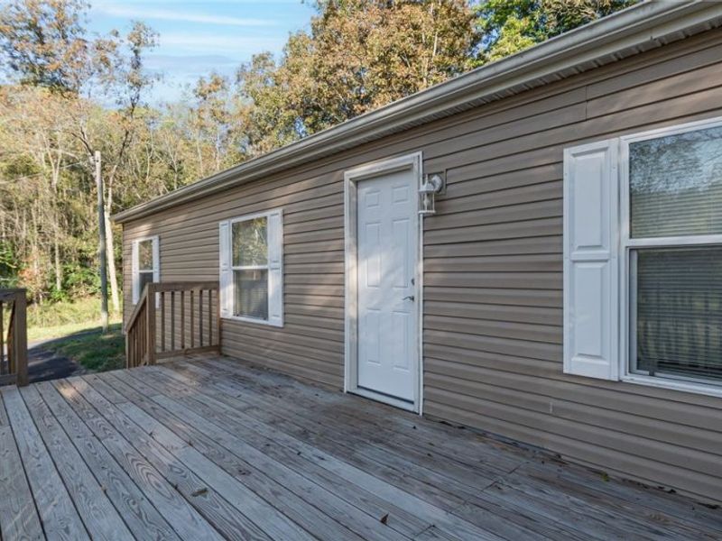 17557 Mckee Hill Road, Frazeysburg, OH 43822 Photo 8