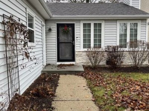 Vernon Hills, IL 60061