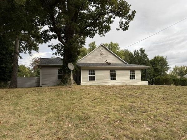 1024 Tolle Road, Mt Vernon, IL 62864