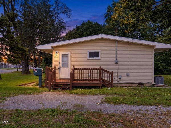 2239 Pickle Road, Oregon, OH 43616