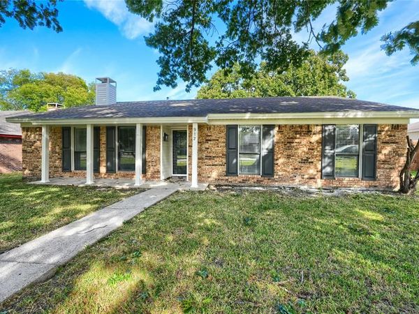 912 Navasota Drive, Garland, TX 75040