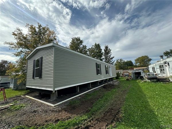 216 Tipperary Drive , Utica, NY 13502