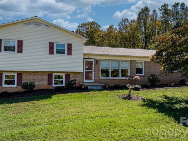 2889 Sides Drive, Unit 31, Connelly Springs, NC 28612
