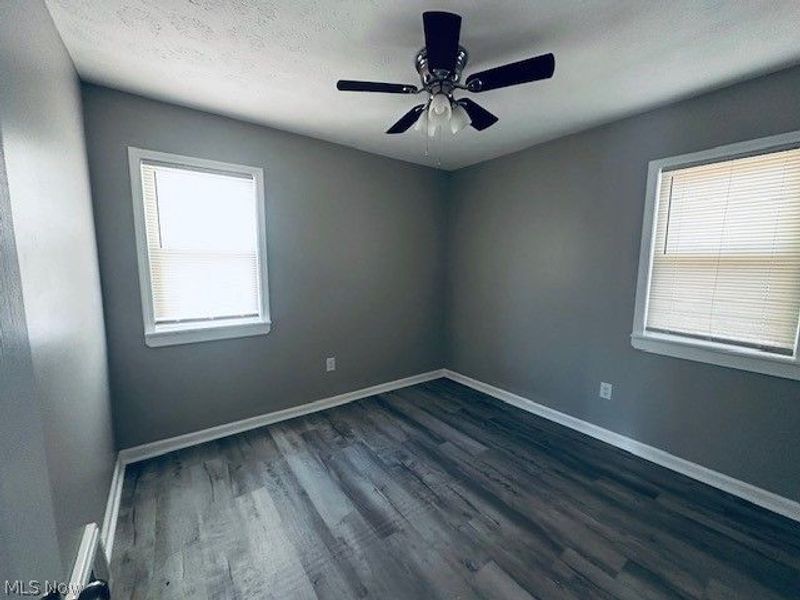 15707 Cloverside Avenue, Cleveland, OH 44128 Photo 8