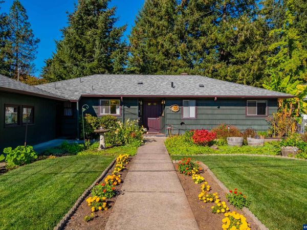 518 Oak Ter, Sweet Home, OR 97386