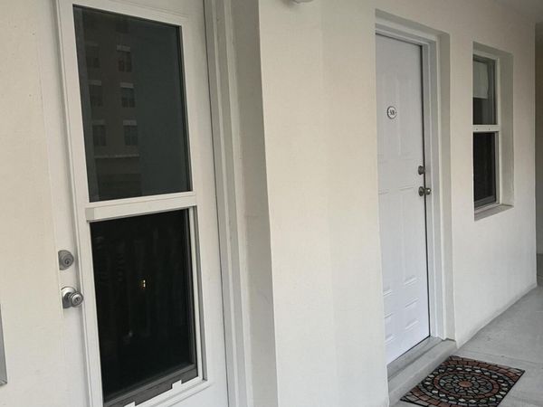 2555 NE 11th Street, Unit 508, Fort Lauderdale, FL 33304