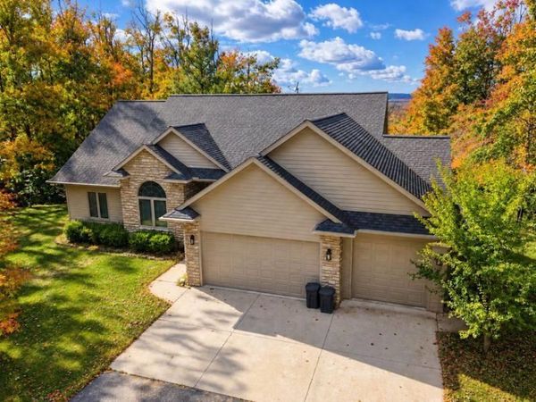 6802 Mt Vernon Hills Drive, Vanderbilt, MI 49795