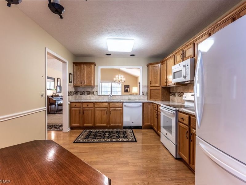 3852 Woodbury Oval, Unit 89, Stow, OH 44224 Photo 9