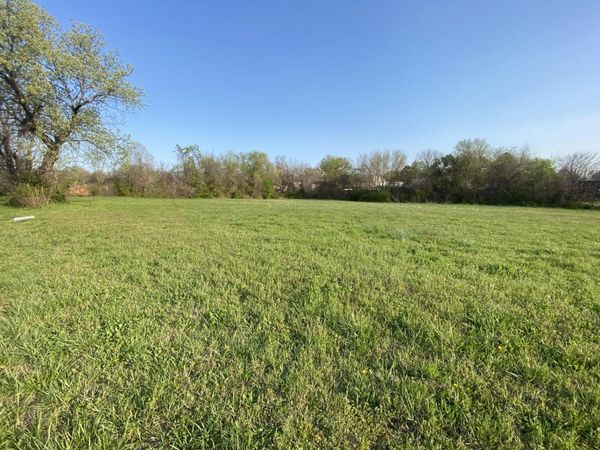 1110 N 3rd Street , Grove, OK 74344