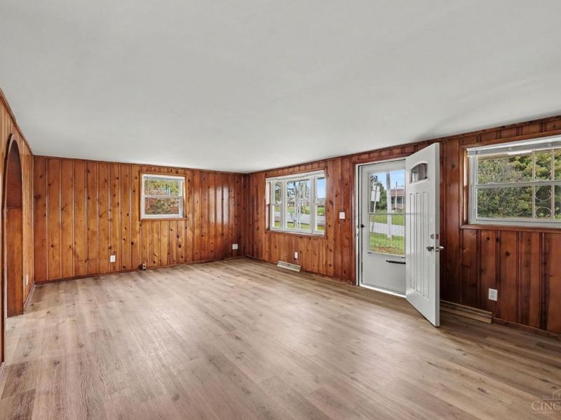 1576 ST RT 286, Perry Township, OH 45176 Photo 11