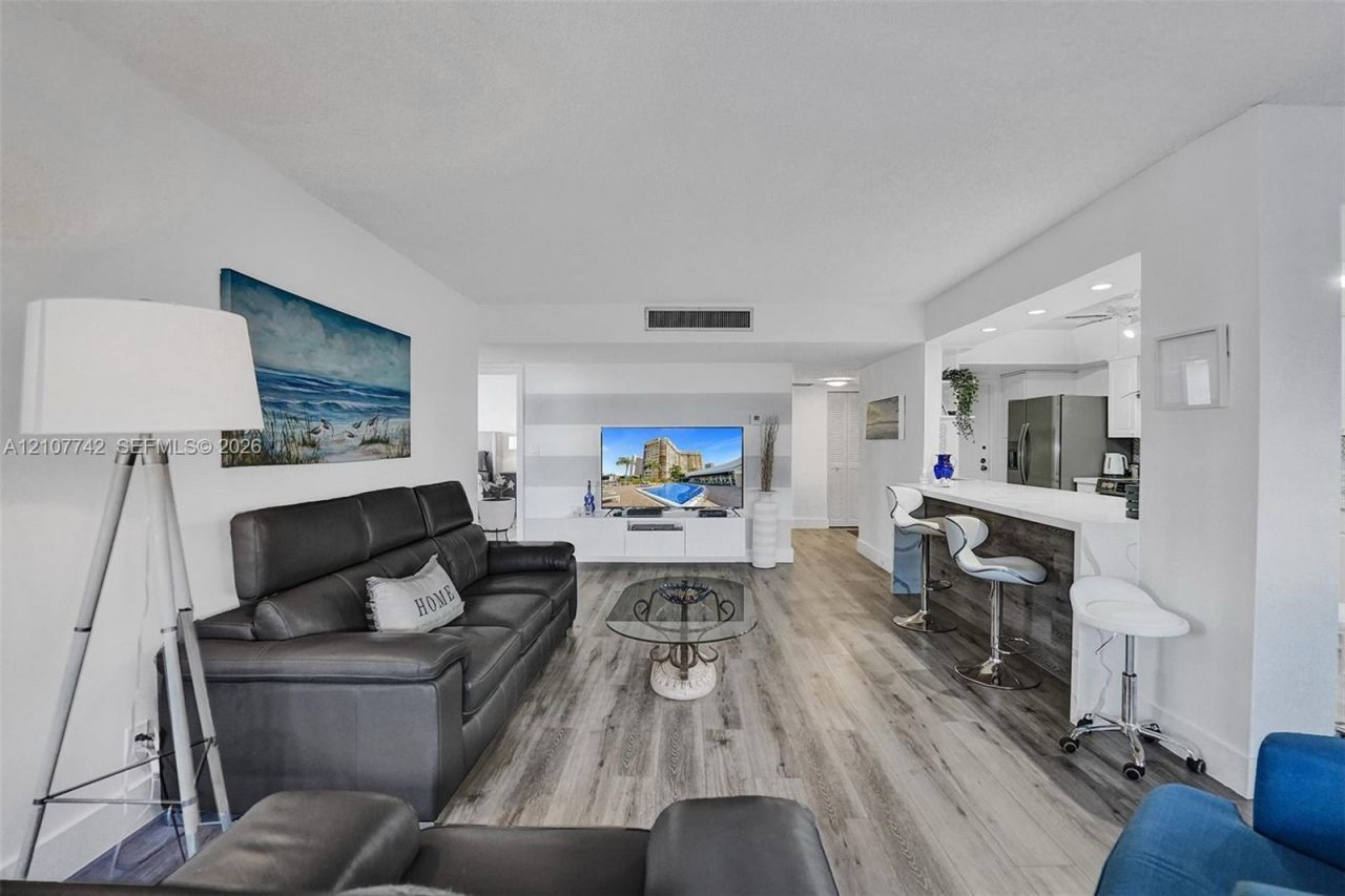 100 Golden Isles Dr , Unit 112, Hallandale Beach, FL 33009 Photo