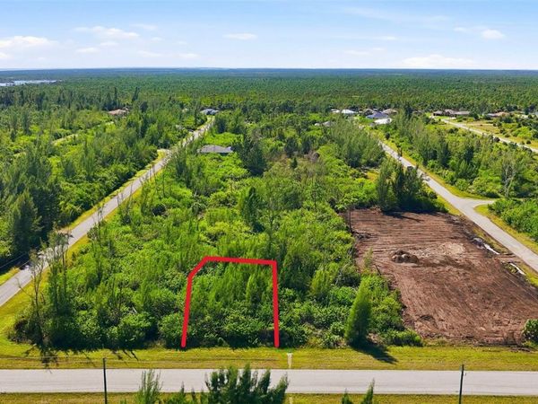 15623 APPLETON BOULEVARD , PORT CHARLOTTE, FL 33981