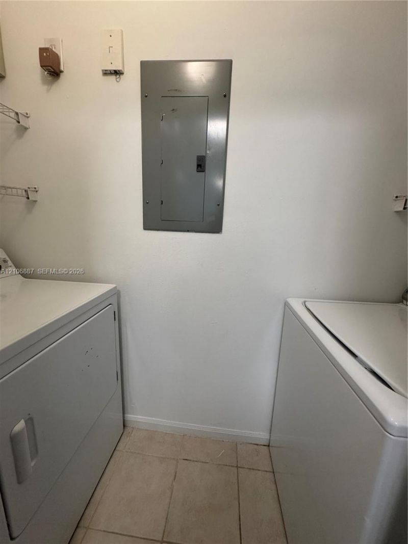 7950 N Nob Hill Rd , Unit 202, Tamarac, FL 33321 Photo