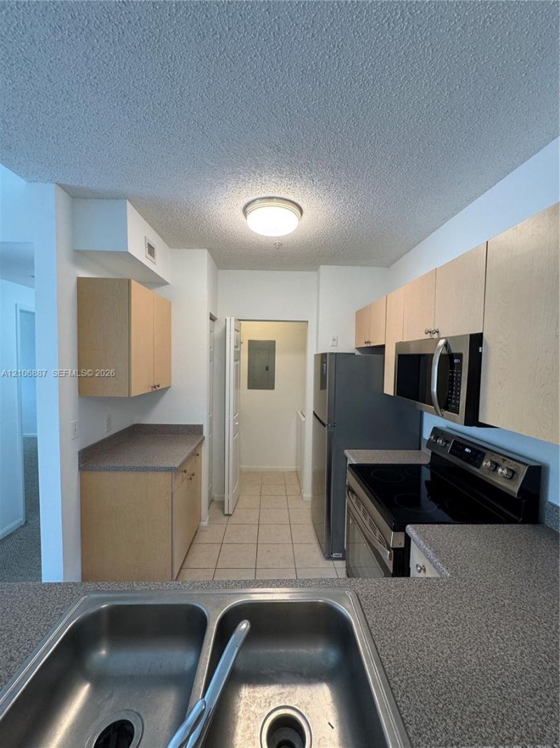 7950 N Nob Hill Rd , Unit 202, Tamarac, FL 33321 Photo