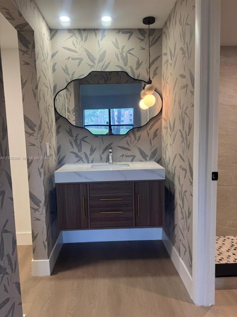 9721 Sunrise Lakes Blvd, Unit 108, Sunrise, FL 33322 Photo