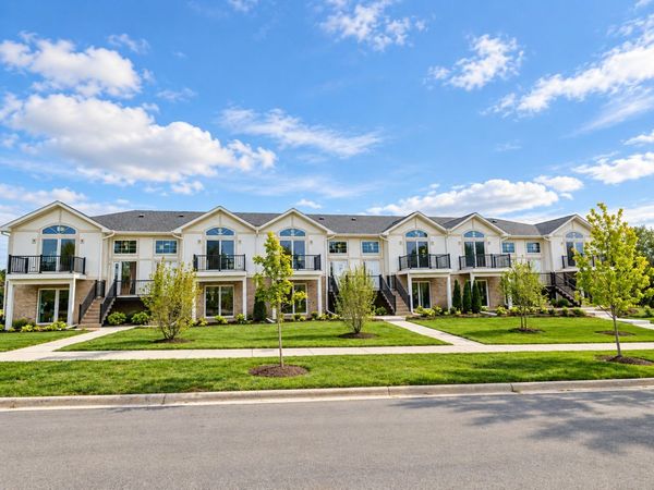 643 Ruby Road , Crystal Lake, IL 60014