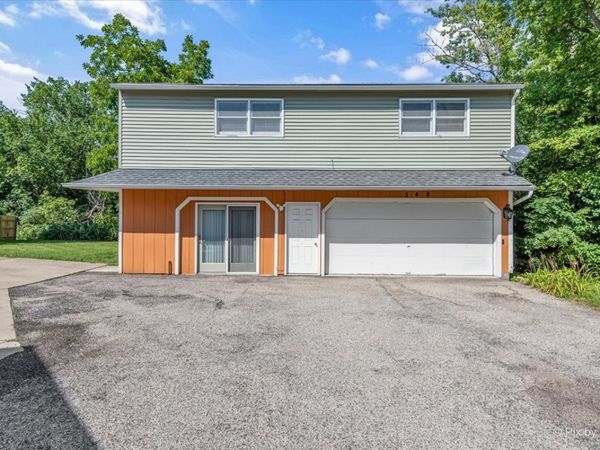544-548 N Hainesville Road , Round Lake Park, IL 60073