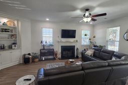 1285 Laurel Park Trail photo 4