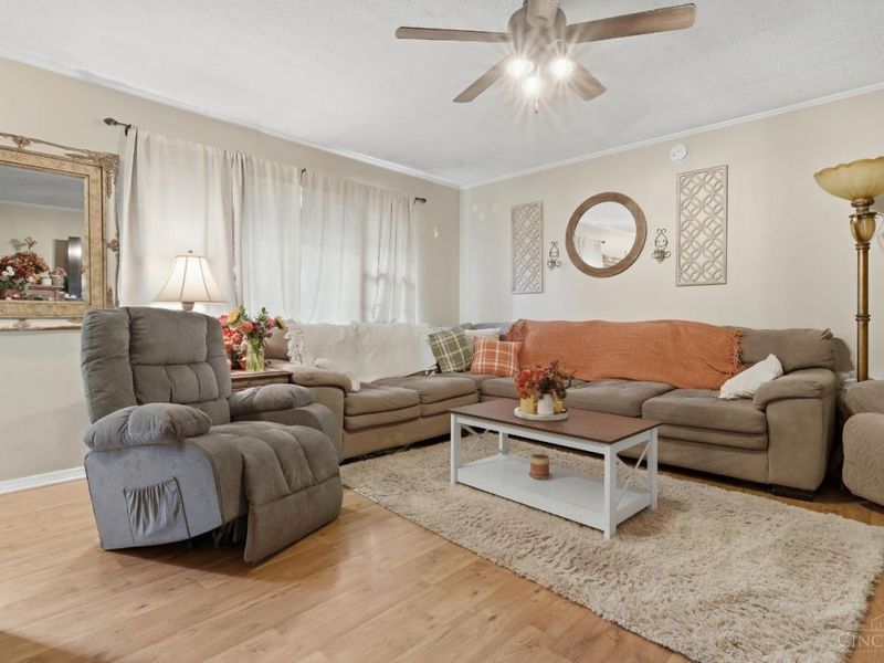 227 Oak Street, Loveland, OH 45140 Photo 5