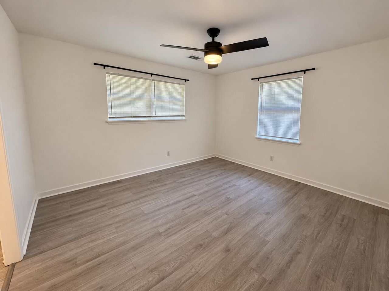 254 Foxborough Road Photo 35