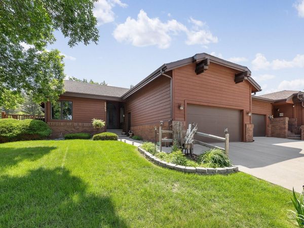 2469 BROADMOOR CT, Rapid City, SD 57702