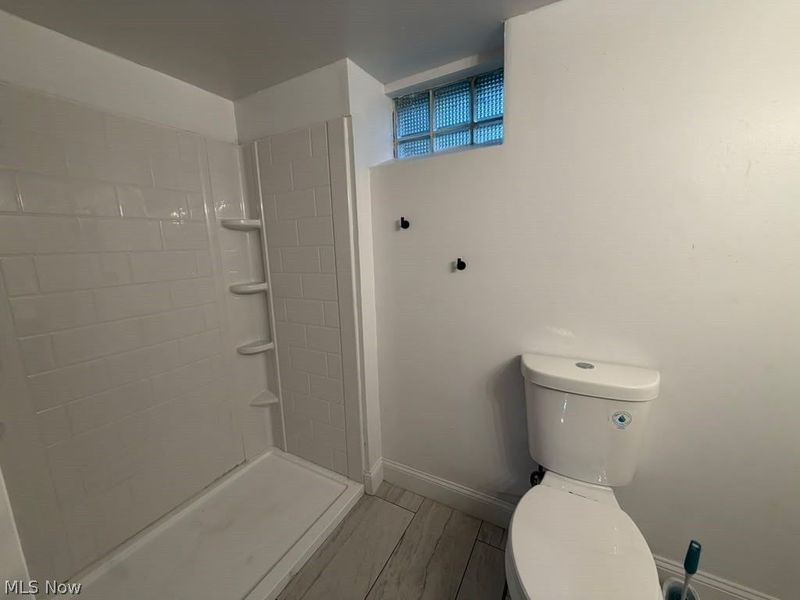 3957 Strandhill Road, Cleveland, OH 44128 Photo 23