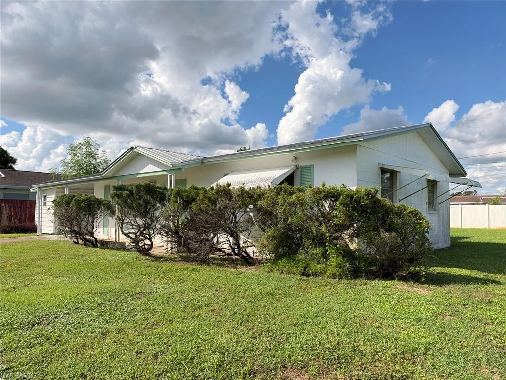1419 Kimdale St E, Lehigh Acres, FL 33936 Photo