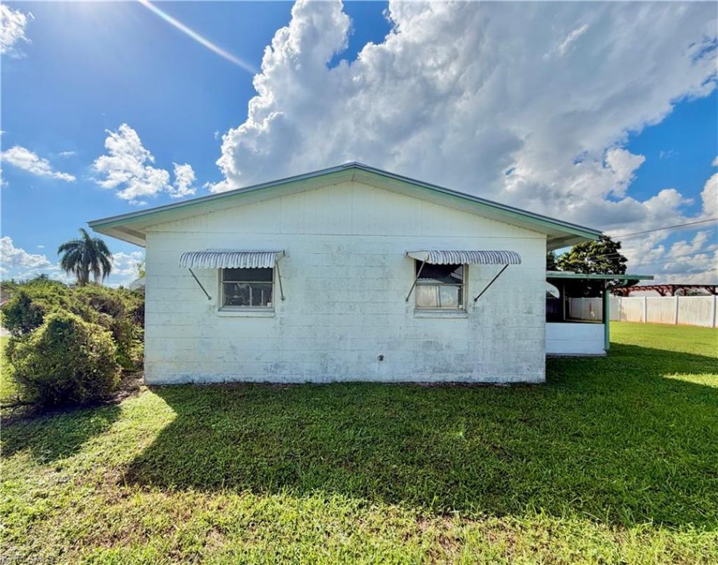 1419 Kimdale St E, Lehigh Acres, FL 33936 Photo