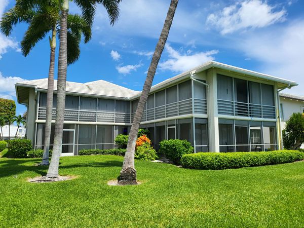 1071 SUGAR SANDS Boulevard, Unit 5, Singer Island, FL 33404