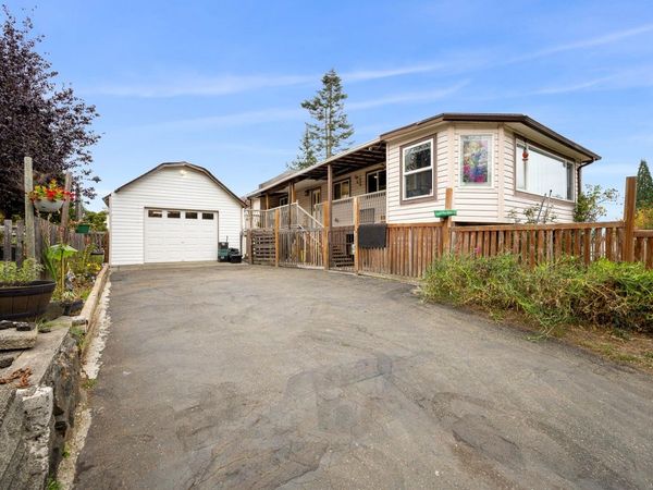 134 Surfside Dr , Campbell River, BC V9H 1H6