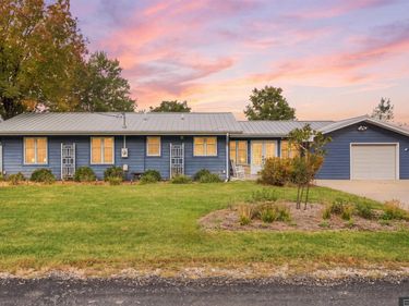 713 N River Road, Ashland, NE 68003