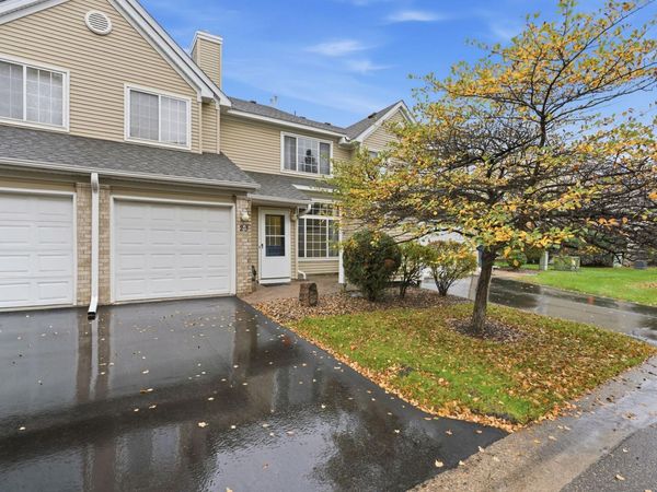 2255 Ranchview Lane N, Unit 23, Plymouth, MN 55447