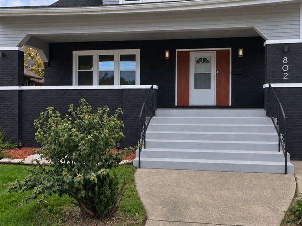802 State Line Road , Calumet City, IL 60409