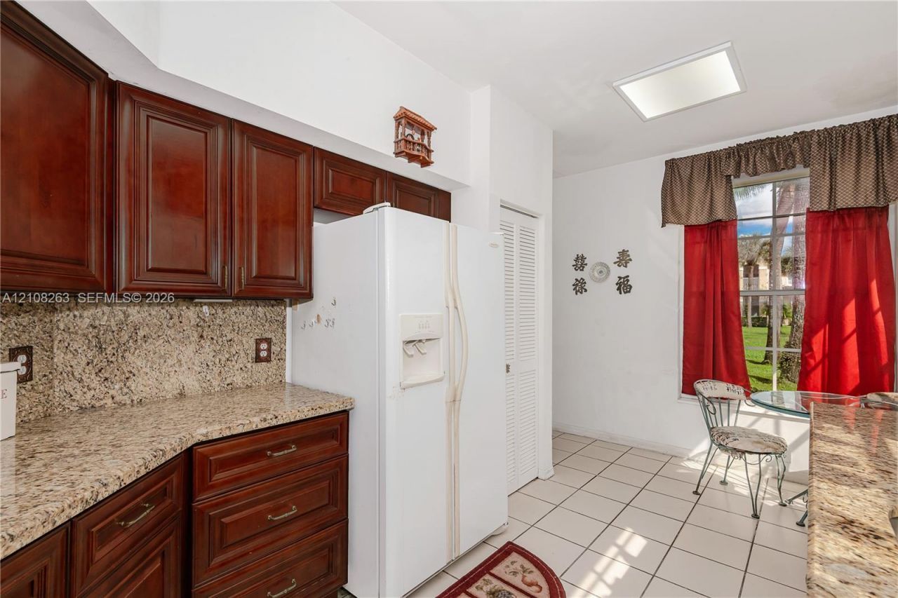 14817 Balgowan Rd , Unit 102-5, Miami Lakes, FL 33016 Photo
