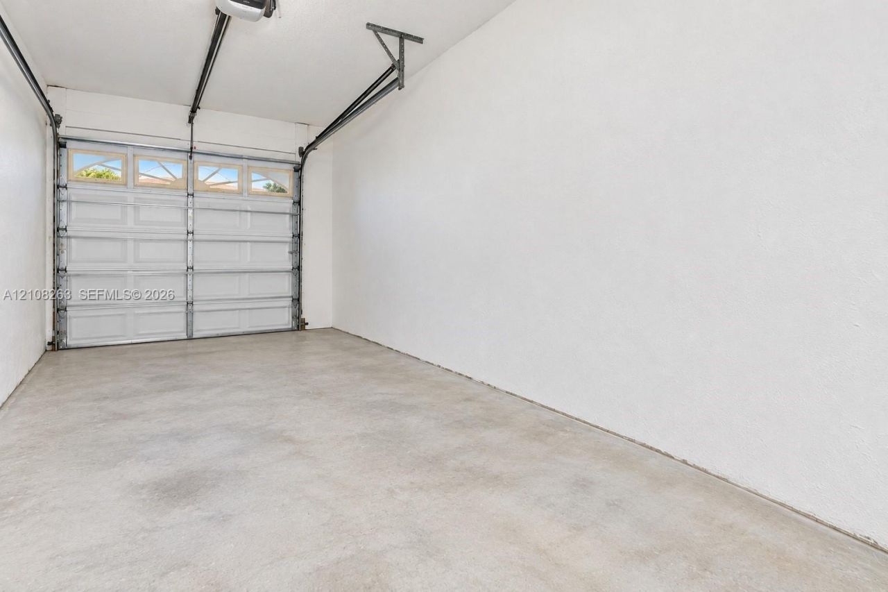 14817 Balgowan Rd , Unit 102-5, Miami Lakes, FL 33016 Photo