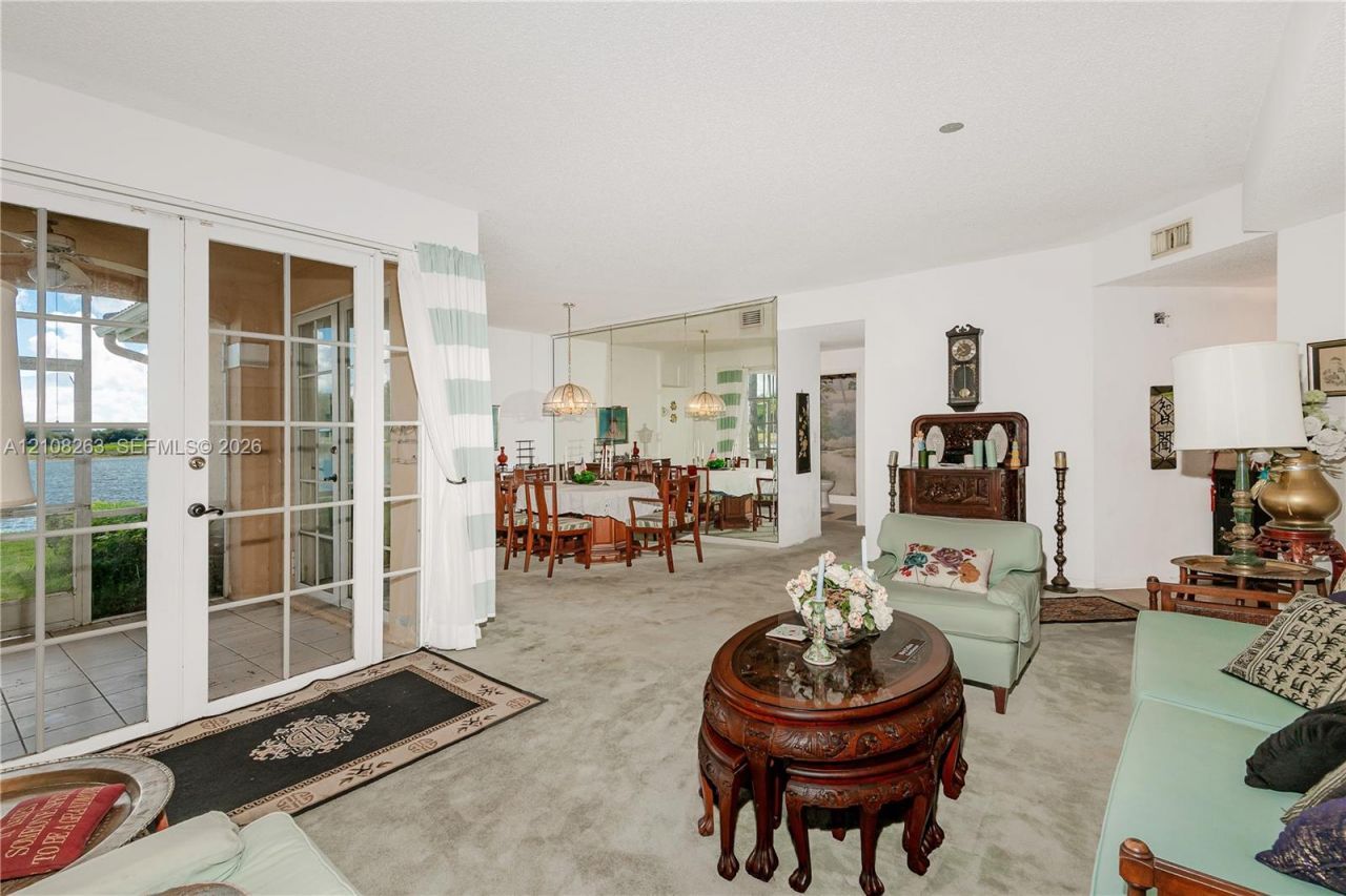 14817 Balgowan Rd , Unit 102-5, Miami Lakes, FL 33016 Photo