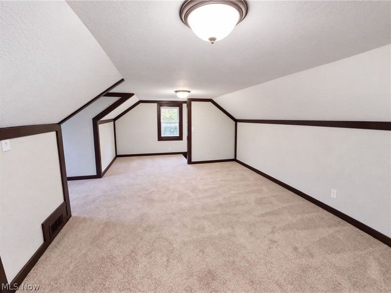 3843 Globe Avenue, Lorain, OH 44055 Photo 11