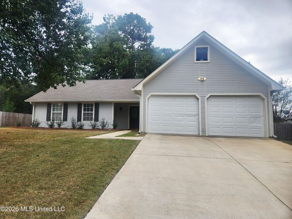 635 Live Oak Drive, Madison, MS 39110