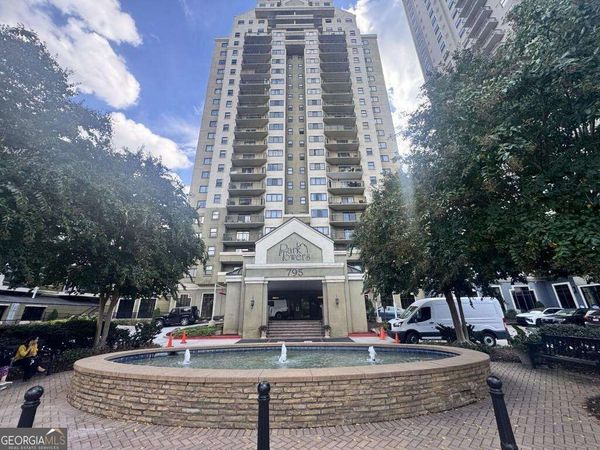 795 Hammond Drive, Unit 1205, Sandy Springs, GA 30328