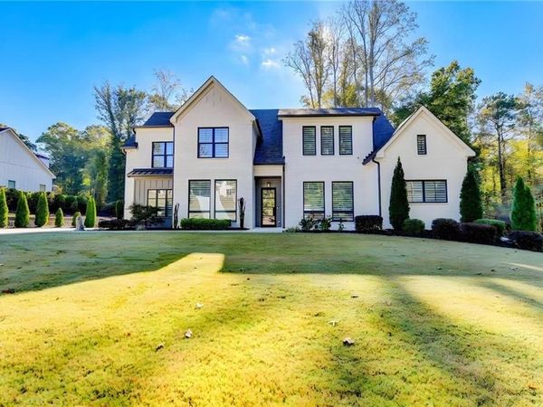 1646 Thomas Drive , Hoschton, GA 30548
