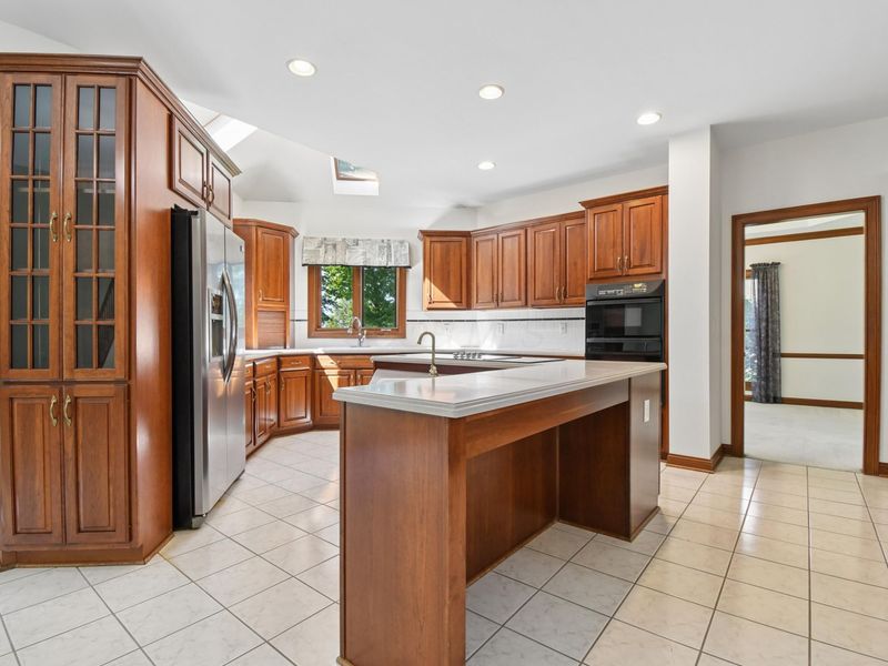 1215 Poppy Hills Drive, Blacklick, OH 43004 Photo 16