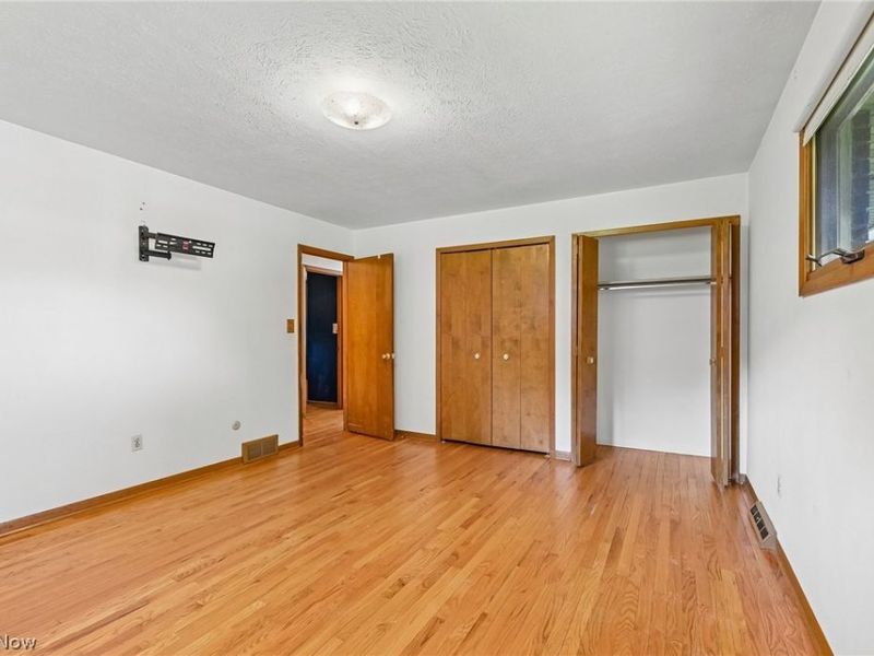 966 Primrose Drive, Seven Hills, OH 44131 Photo 17