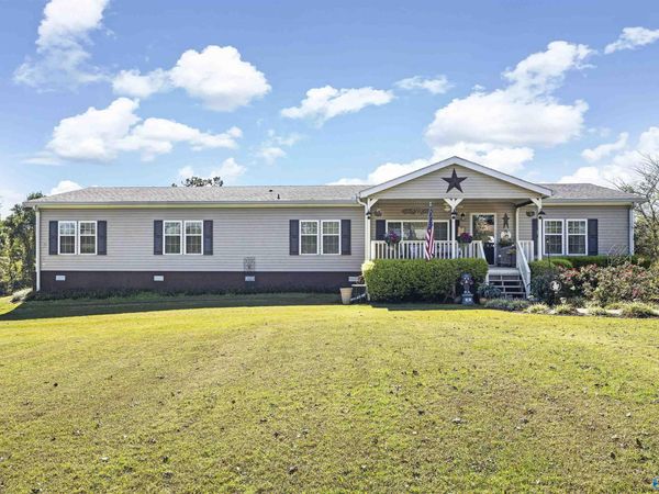 1526 County Road 44, Section, AL 35771
