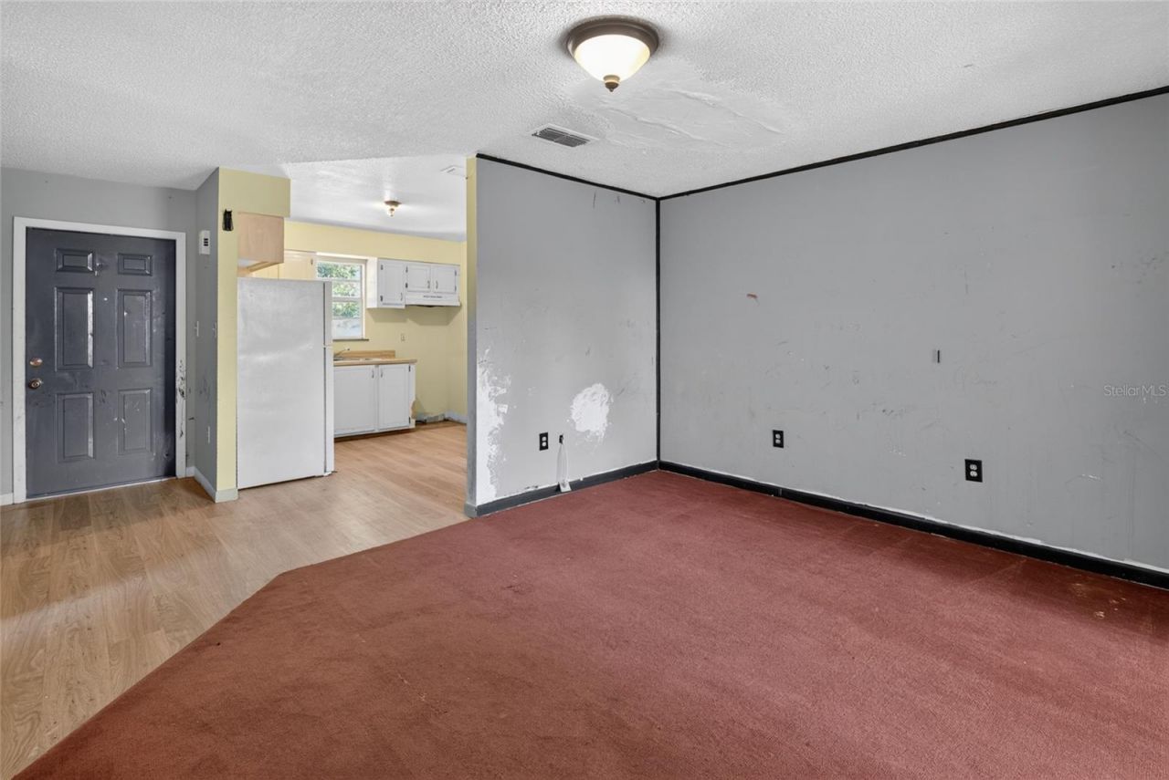 1451 Nocatee Street , Intercession City, FL 33848 Photo
