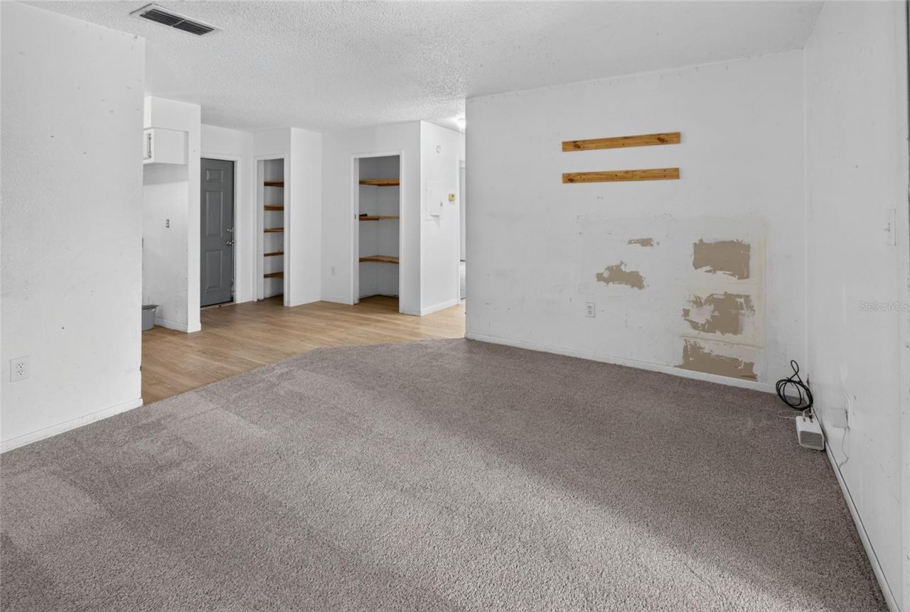1451 Nocatee Street , Intercession City, FL 33848 Photo
