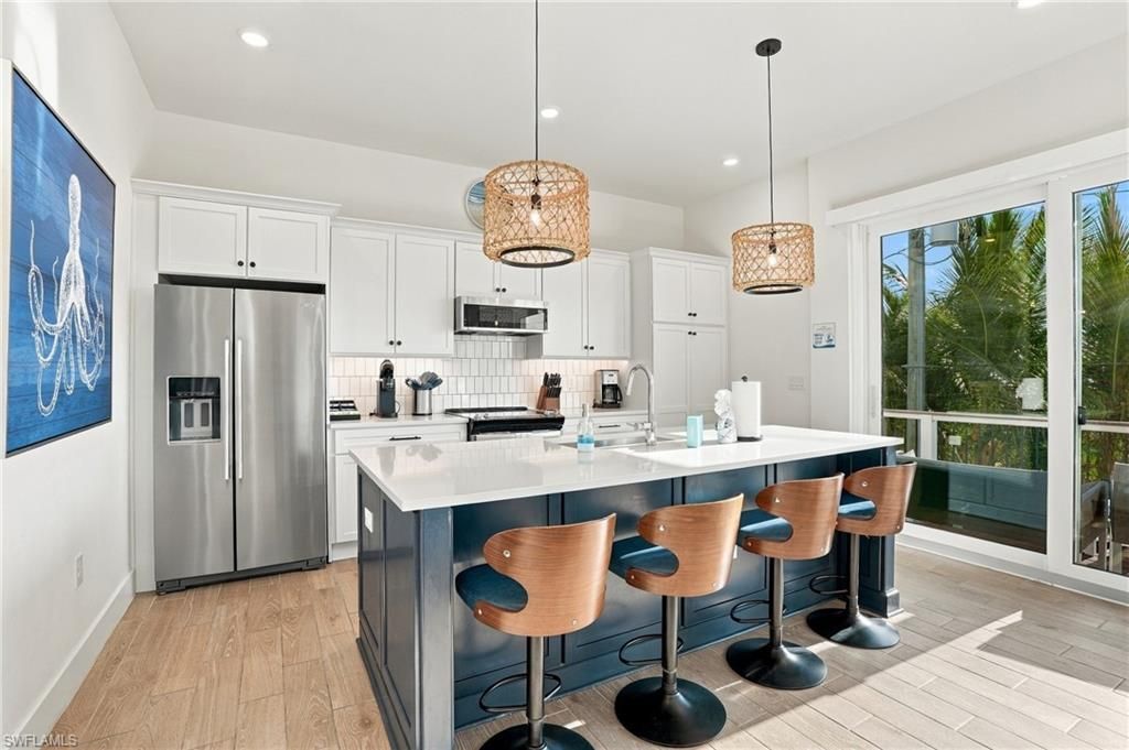 118 Fairweather Ln, Fort Myers Beach, FL 33931 Photo