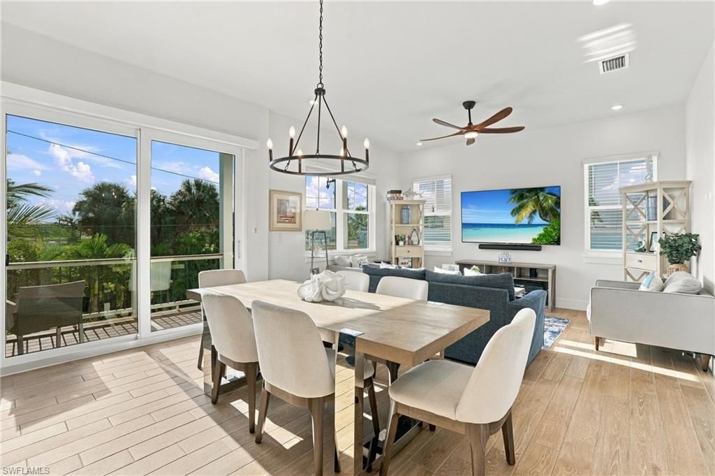 118 Fairweather Ln, Fort Myers Beach, FL 33931 Photo