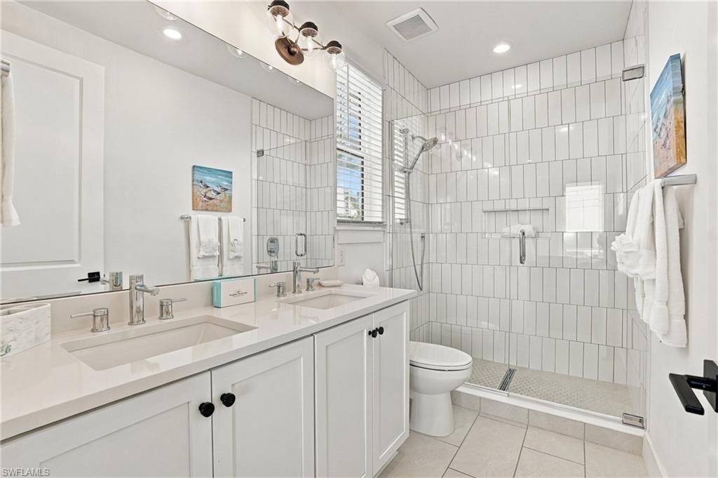 118 Fairweather Ln, Fort Myers Beach, FL 33931 Photo