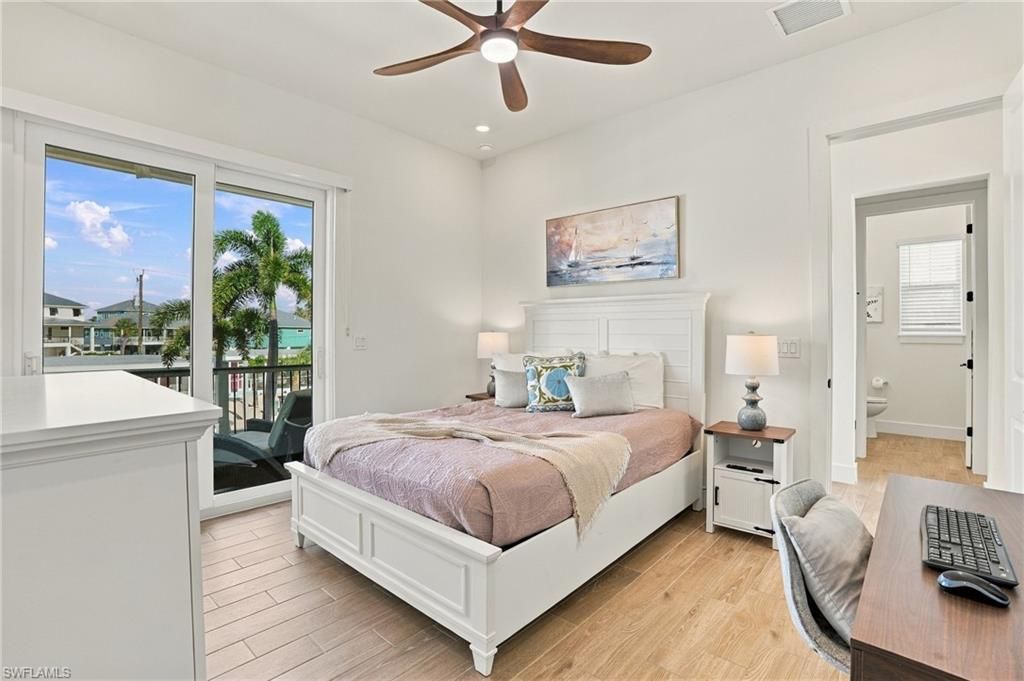 118 Fairweather Ln, Fort Myers Beach, FL 33931 Photo